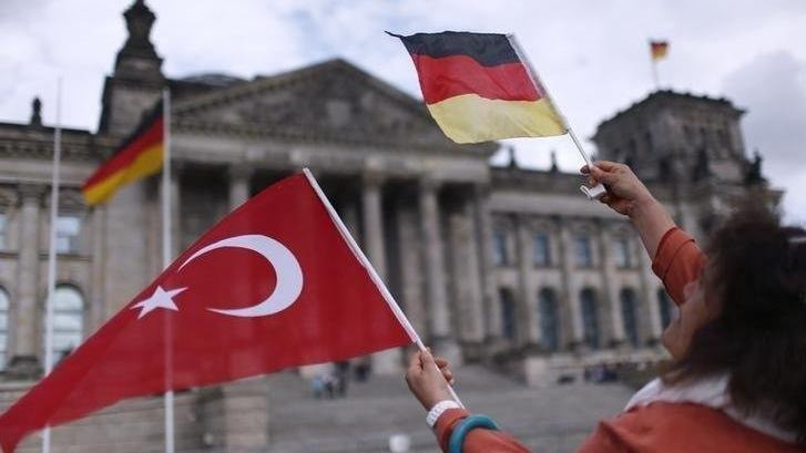 Almanya Türk çalışanlara kapıları açıyor: İşte aranan şartlar!