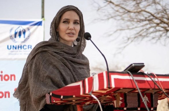 Angelina Jolie Afgan kadınlarına yönelik üst düzey konferansta konuştu