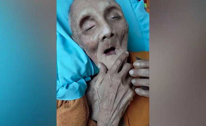 109 yaşındaki keşişin videosu sosyal medyada viral oldu