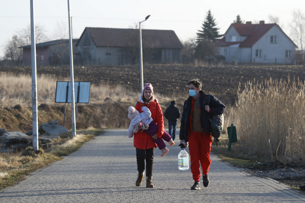 Ukraynalılar yola çıktı: Polonya'ya göç başladı!
