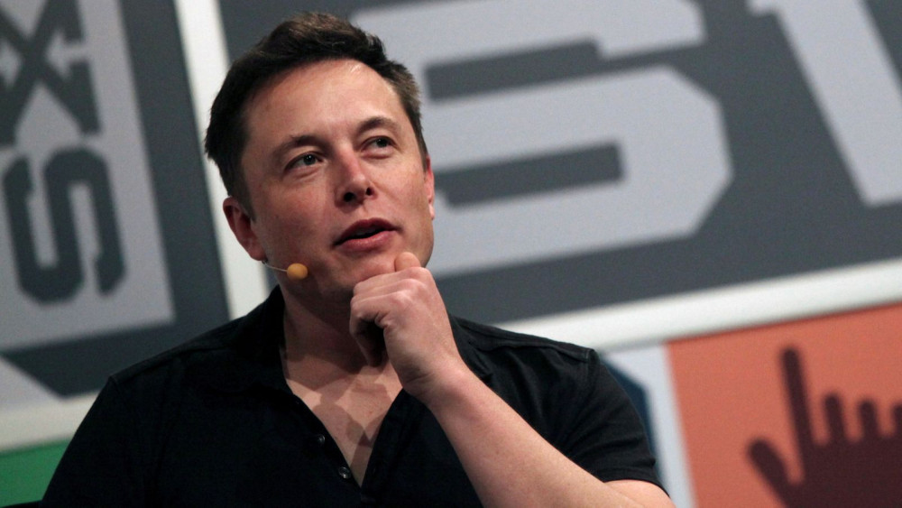 Elon Musk'ın uzaya fırlattığı Tesla şimdi nerede?