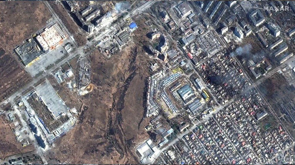 Ateş çemberi her tarafı sardı: Kiev'deki yıkım uzaydan görüntülendi!
