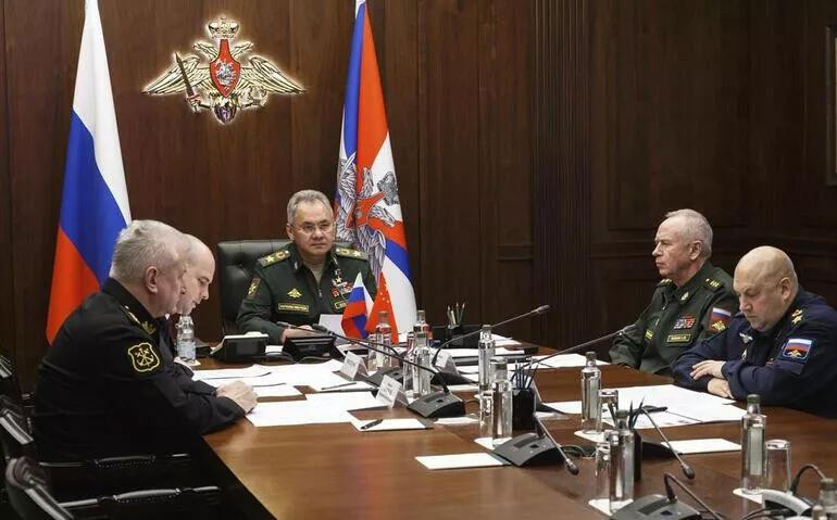 Savunma Bakanı kayboldu: Putin’in sağ kolu 12 gündür kayıp!