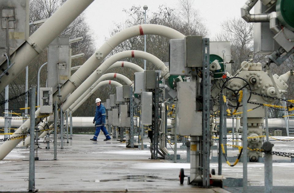 Avrupa'da doğalgaz paniği: Rusya resti çekti!
