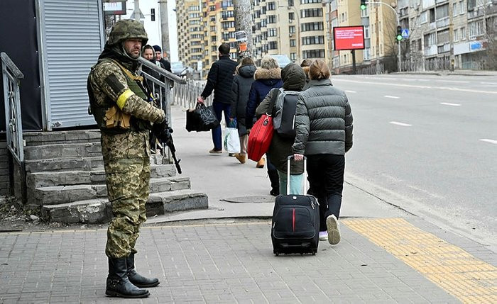 Tahliyeler durdu... Ukrayna'da 215 bin sivil bekliyor!