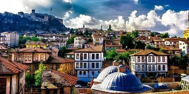 TÜİK açıkladı: İşte Türkiye'nin en genç ve yaşlı şehirleri!