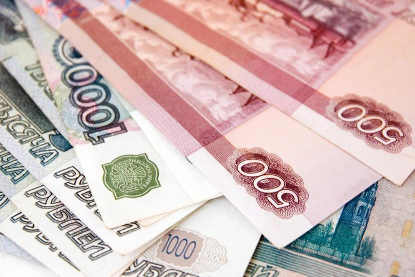 Ruble neden yükseliyor?
