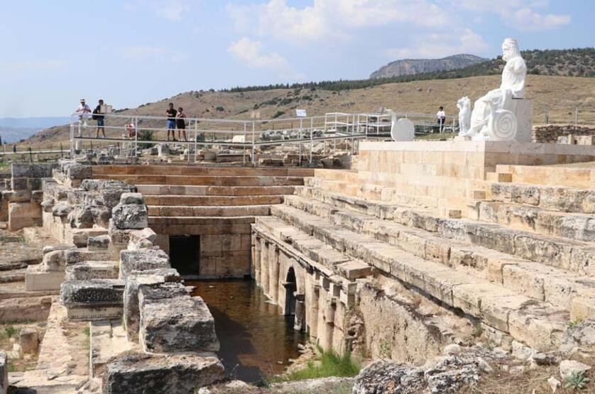 Gizemi 2013'te çözüldü: 'Hades'in Cehennem Kapısı turizme açıldı!