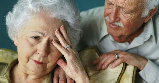 Araştırma: Çok para harcamak Alzheimer belirtisi!