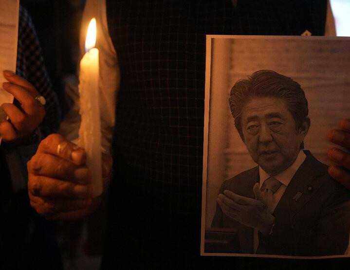 Japonya'da yeni dönem: Suikast dengeleri altüst etti!