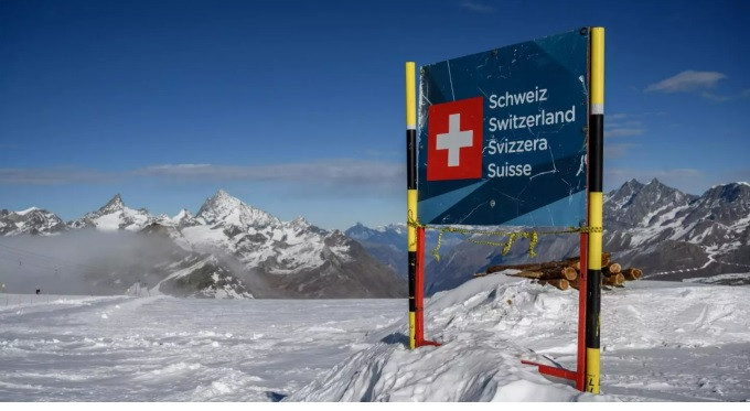 Buzullar eridi, İtalya-İsviçre sınırı değişti
