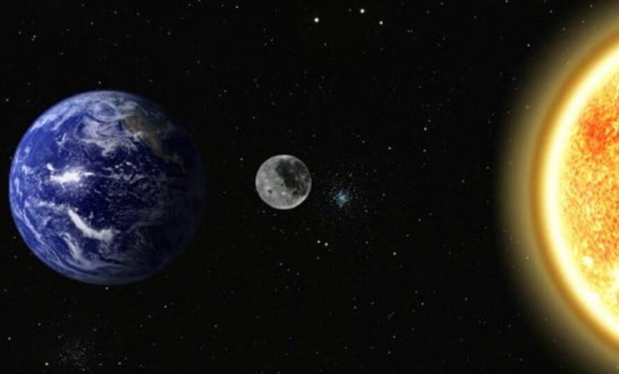 Uzmanlar Ay'ın Dünya'dan malzeme çaldığını ispatladı!