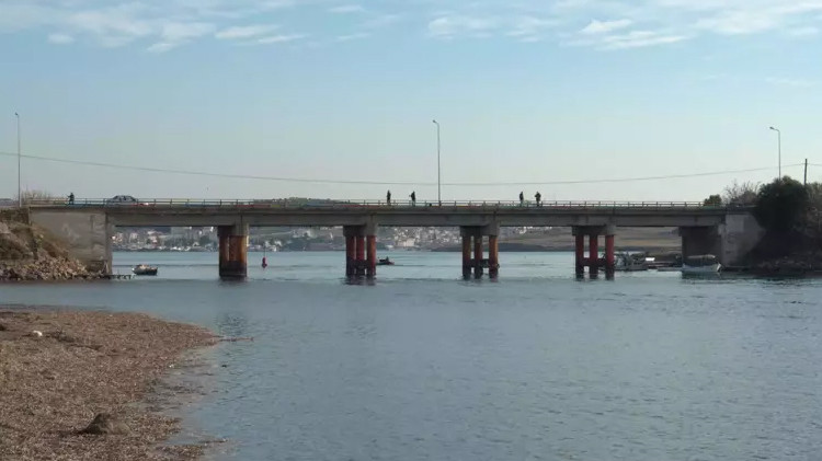 Dikkat çeken rapor: Türkiye'nin ilk boğaz köprüsü tehlikede!