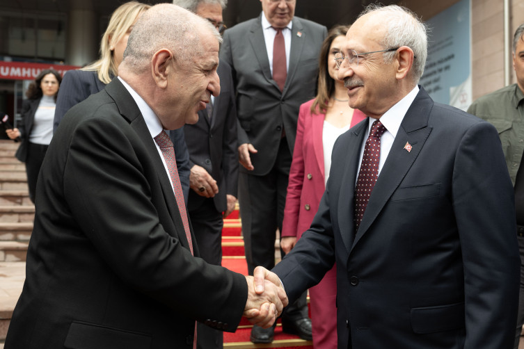 Ümit Özdağ, Kılıçdaroğlu ile imzaladığı protokolü yayımladı
