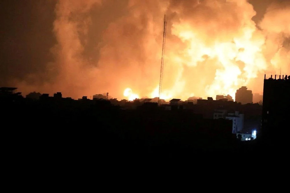 İsrail, Gazze şeridini kuşattı: 400 bin kişiye 4 saat süre!