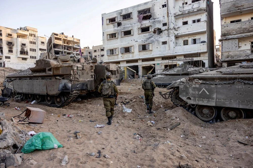 İsrail ordusu, Gazze sahil şeridi ve kent merkezini zorluyor!
