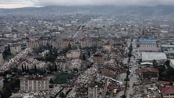 Deprem seferberliği çağrısı: İstanbul 'kuzeye taşınmalı'