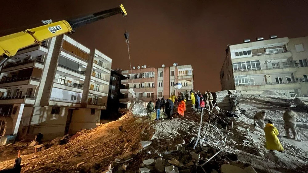Türkiye yasta: Depremin vurduğu 10 ilden çarpıcı fotoğraflar!
