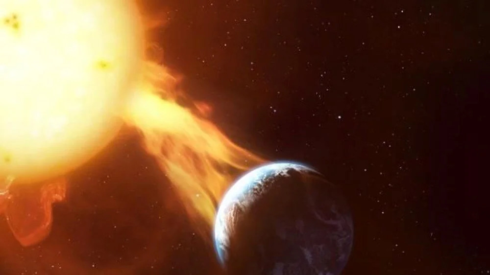 NASA görüntüledi: Dünya'dan 14 kat büyük Güneş fırtınası!