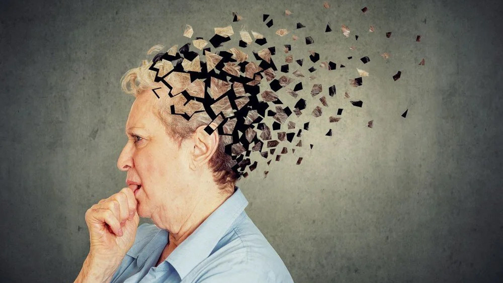 Çarpıcı araştırma: Alzheimer'ın ilk işareti gözlerde olabilir!