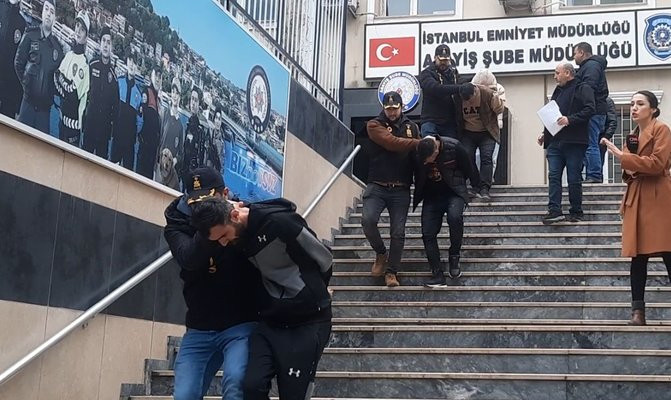 Hatay'da kuyumcu yağmaladılar... İstanbul'da yakalandılar!