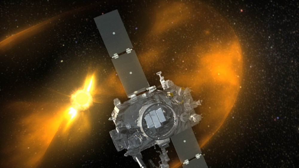 NASA uyardı: 270 kiloluk uydu Dünya’ya düşecek!