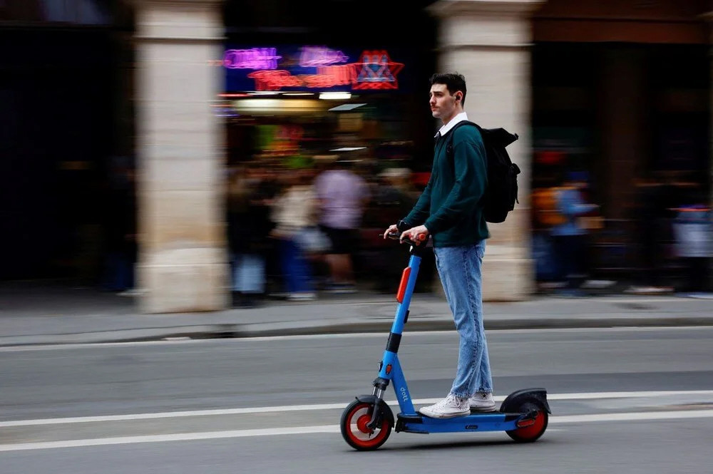 2.5 milyon kişi kullanıyor: Paris'te scooter referandumu!