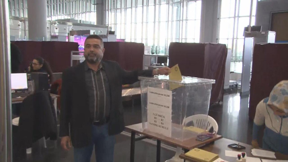Yurt dışında 2. tur seçim heyecanı başladı