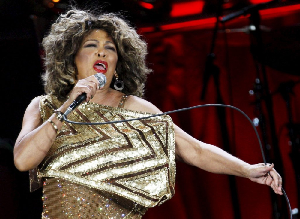 Rock'n Roll'un kraliçesi Tina Turner hayata veda etti
