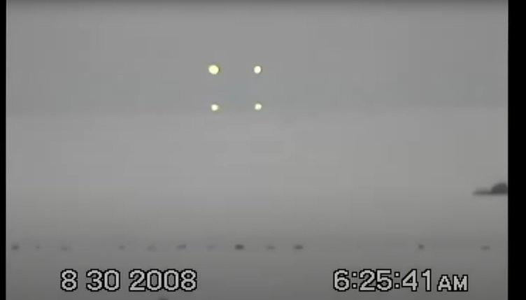 15 yıldır sırrı çözülemiyor: En net UFO görüntüleri İstanbul'da görüntülenmişti!
