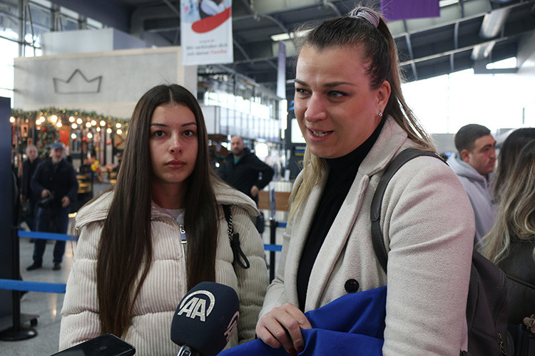 Kosovalılar Şengen Bölgesi'ne vizesiz seyahat etmeye başladı!