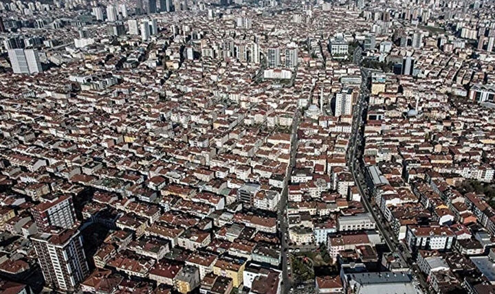 Deprem uzmanı Görür'den korkutan uyarı: İstanbul uzatmaları oynuyor!