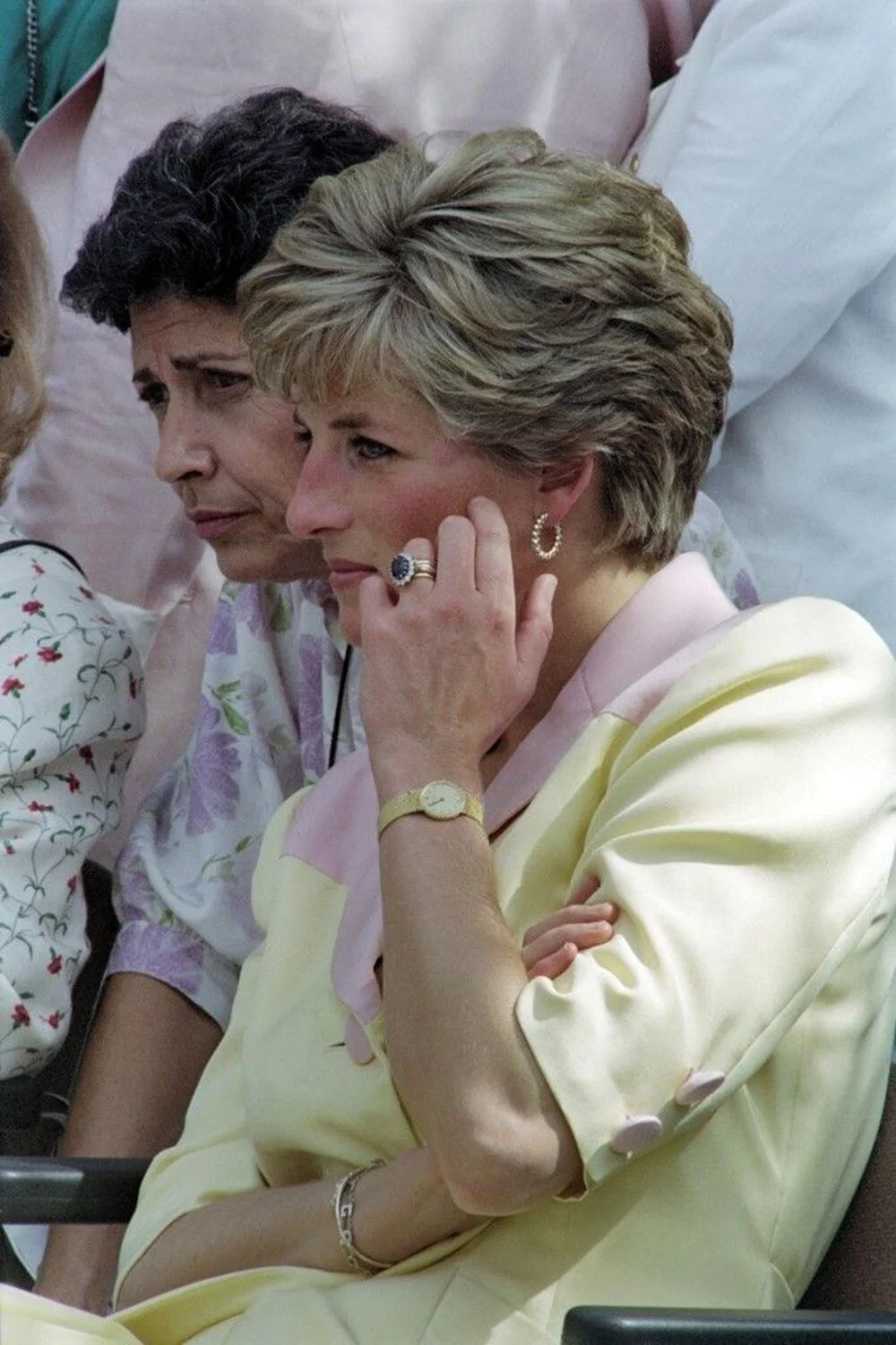 Kate neden Diana'nın yüzüğünü takıyor? Lanetli yüzük!