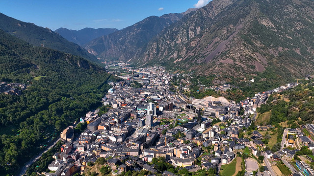Dünyanın en küçük ama en güzel ülkelerinden: Andorra