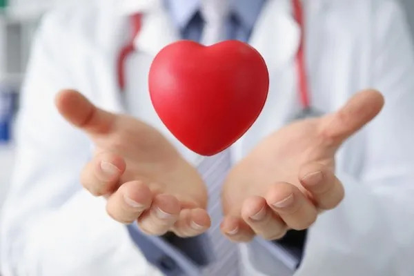 Kulağınızdaki bu çizgiye dikkat: Kalbinizdeki tehlikenin sinyali!