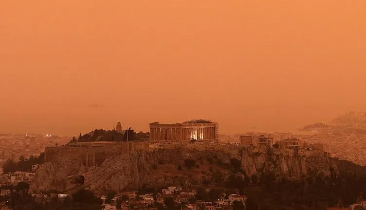 Toz bulutu Türkiye'ye yaklaşıyor: Maske kullanın uyarısı!