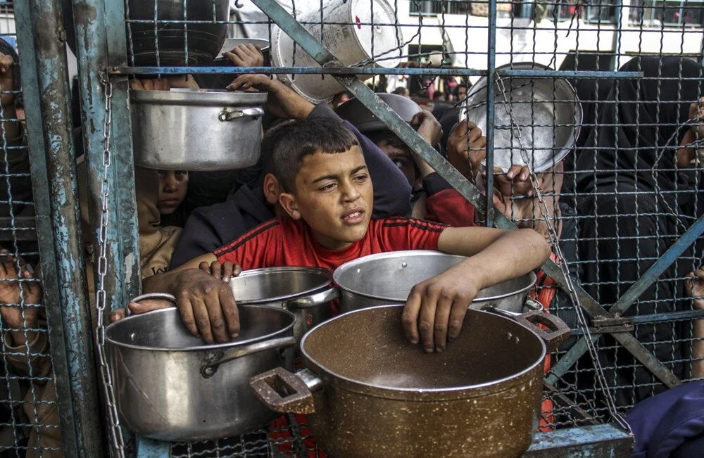 Gazze'de açlık ve susuzluktan ölenlerin sayısı her geçen gün artıyor!