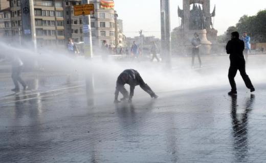 Polisin Gezi Parkı müdahalesi herkesi etkiledi
