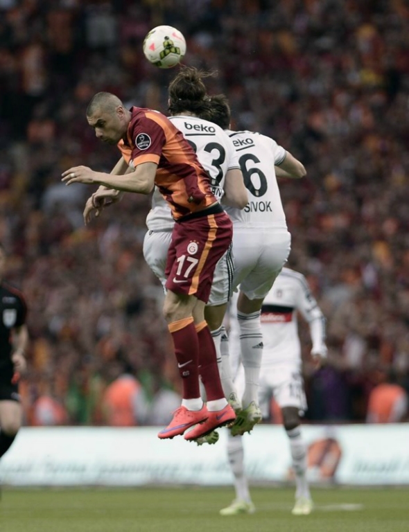 Galatasaray-Beşiktaş derbisinden müthiş kareler